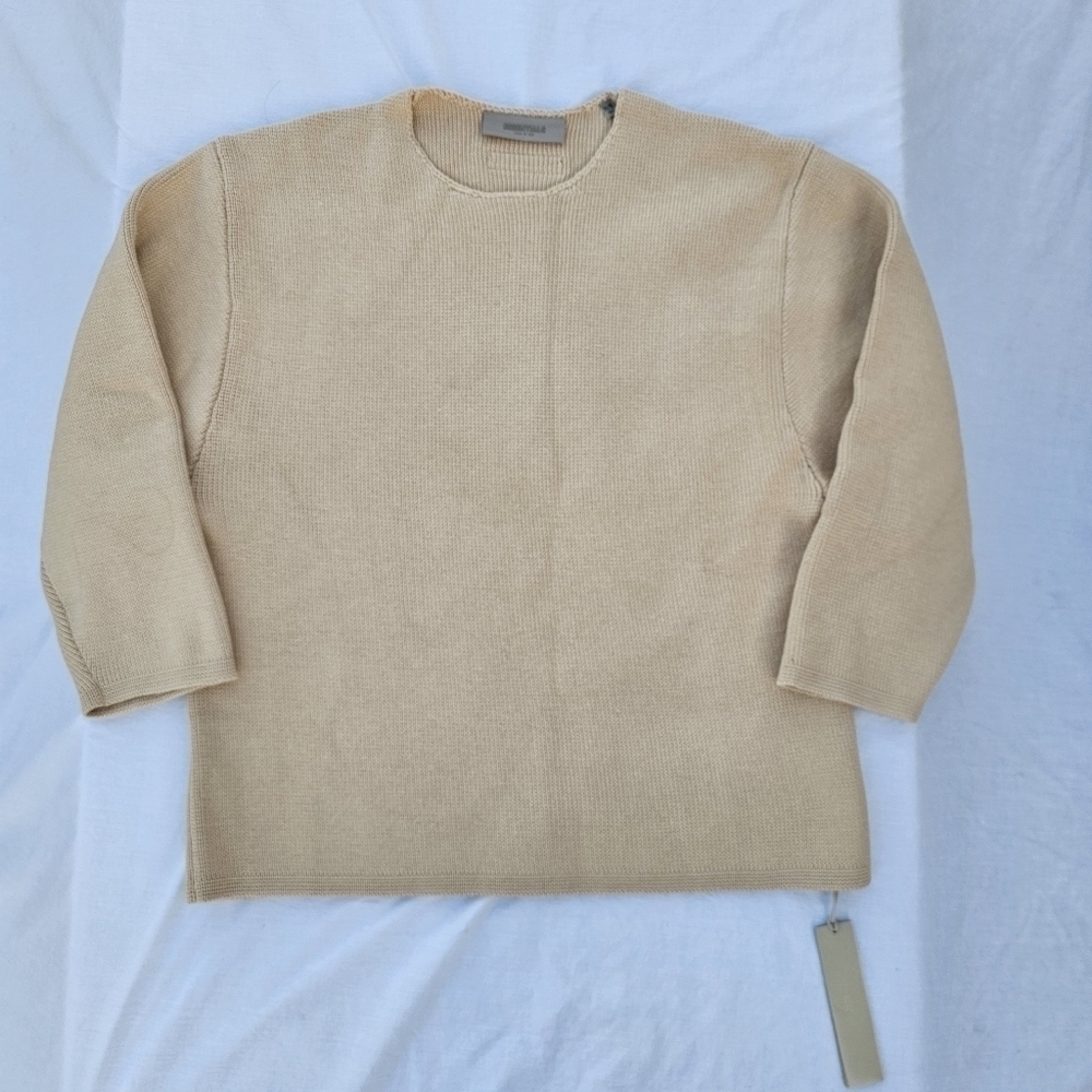 FEAR OF GOD ESSENTIALS KIDS Logo Sweater size 14/16 color sand